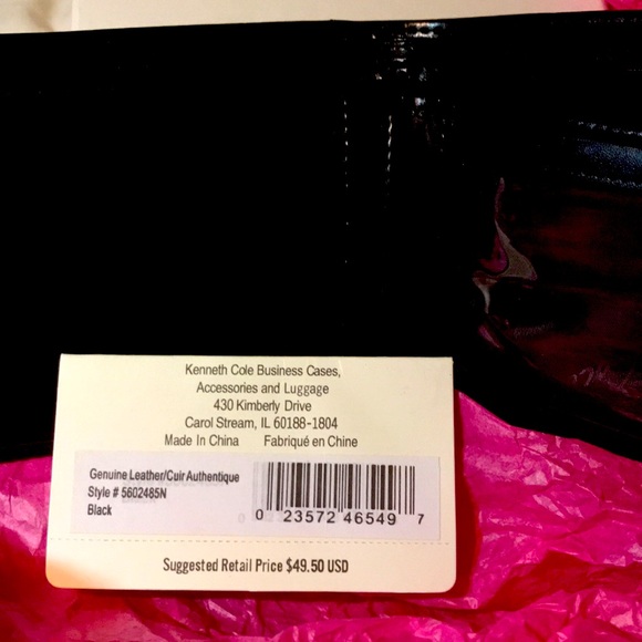 HOLD—Men’s Kenneth Cole leather wallet NWT - Picture 7 of 10